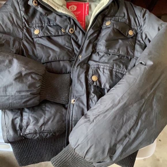 Jacket - Picture 5 of 7